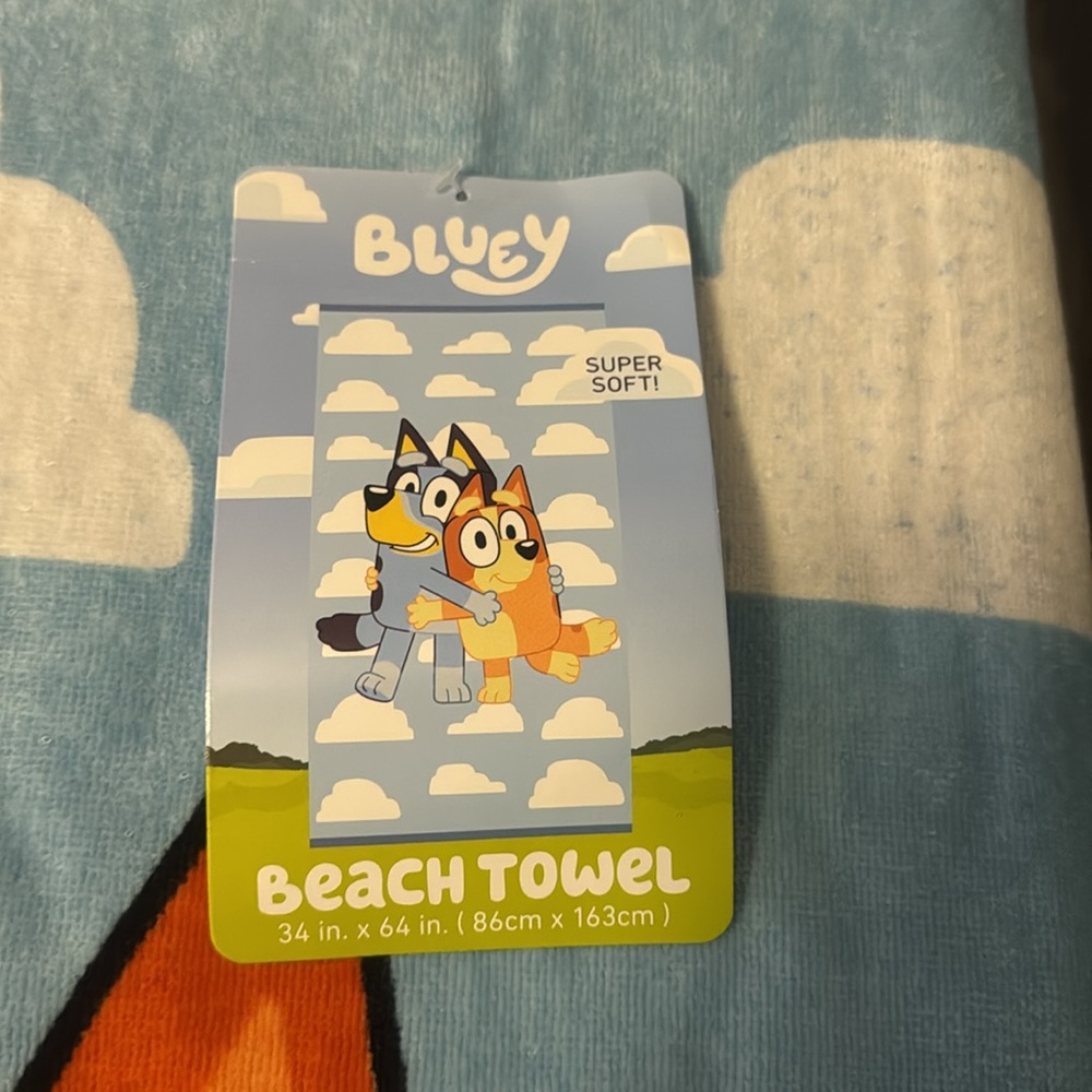 Blue and Orange Bluey and Bingo X-Large Beach Towel with Cloud Pattern - Picture 2 of 2